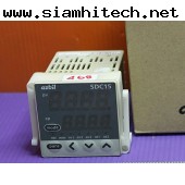 เท็มคอนโทรล Temperature Controller ยี่ห้อAzbil รุ่นSDC15 (มือสอง)